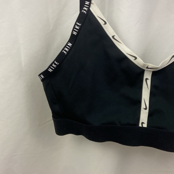 Nike Women’s Black Dri Fit Size Small Sports Bra - Picture 2 of 9